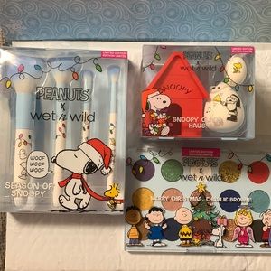 Peanuts Wet n Wild collection